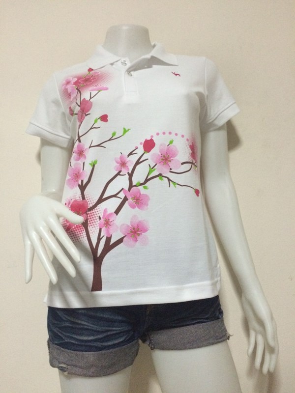 เสื้อโปโลหญิงดอกซากุระ