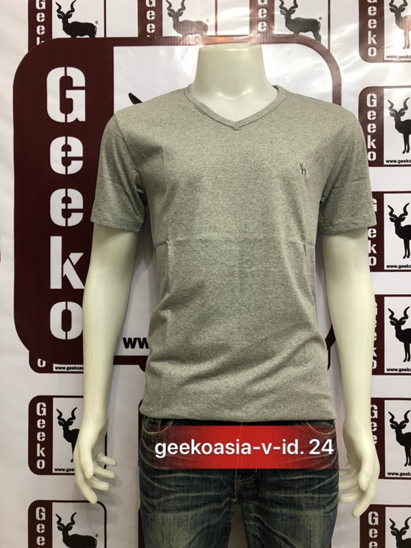 เสื้อยือคอวีสีเทาท๊อปขาว