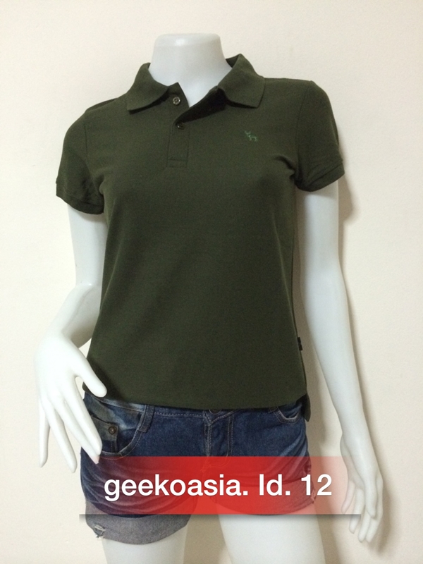 เสื้อโปโลหญิงสีเขียวขี้ม้า