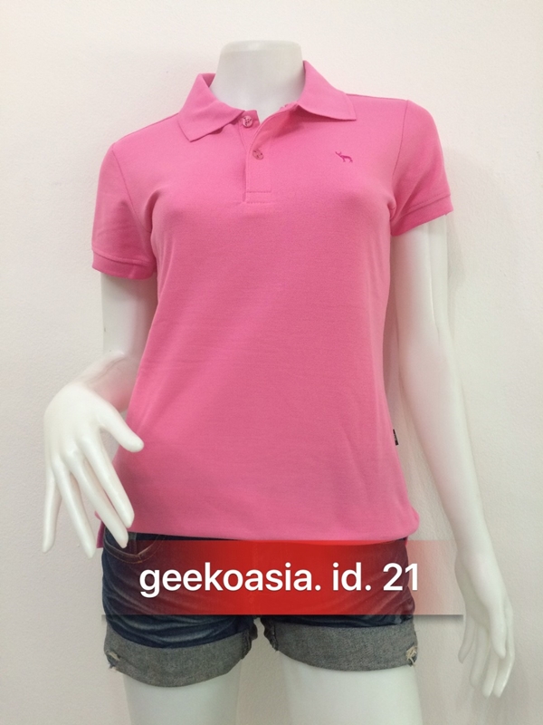 เสื้อโปโลหญิงสีชมพูอ่อน