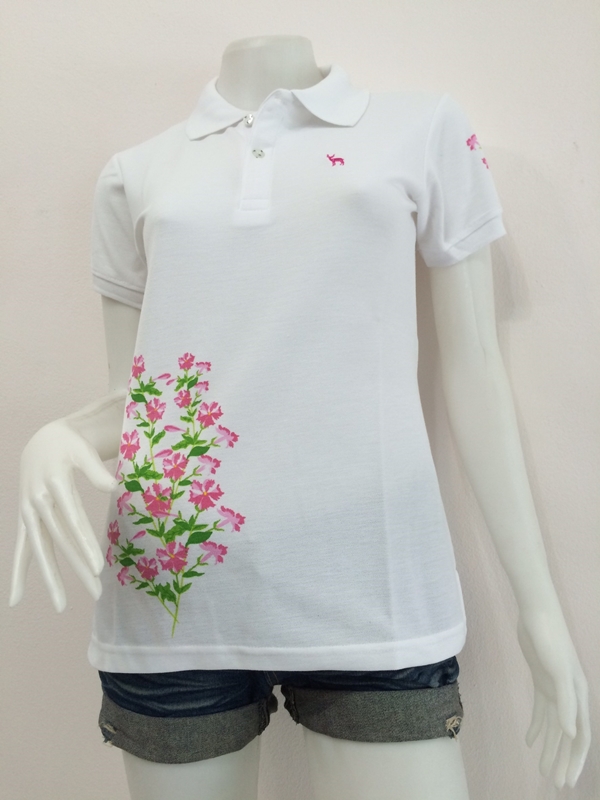 เสื้อโปโลหญิงลายดอกชมพู